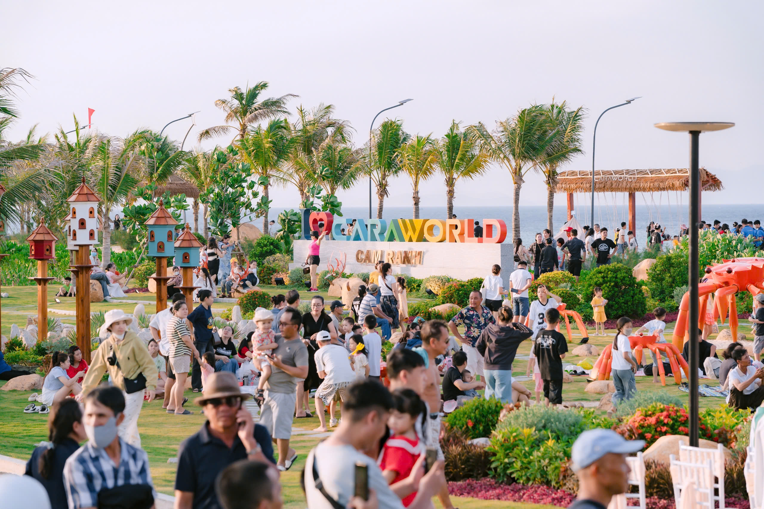 caraworld cam ranh